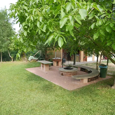 Laura Apartmanhaz Apartment Balatonfured