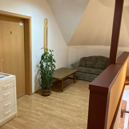 דירה Laura Apartmanhaz באלאטונפורד